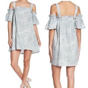NWT Romeo & Juliet  Couture Ruffle On/Off Shoulder Dress Large